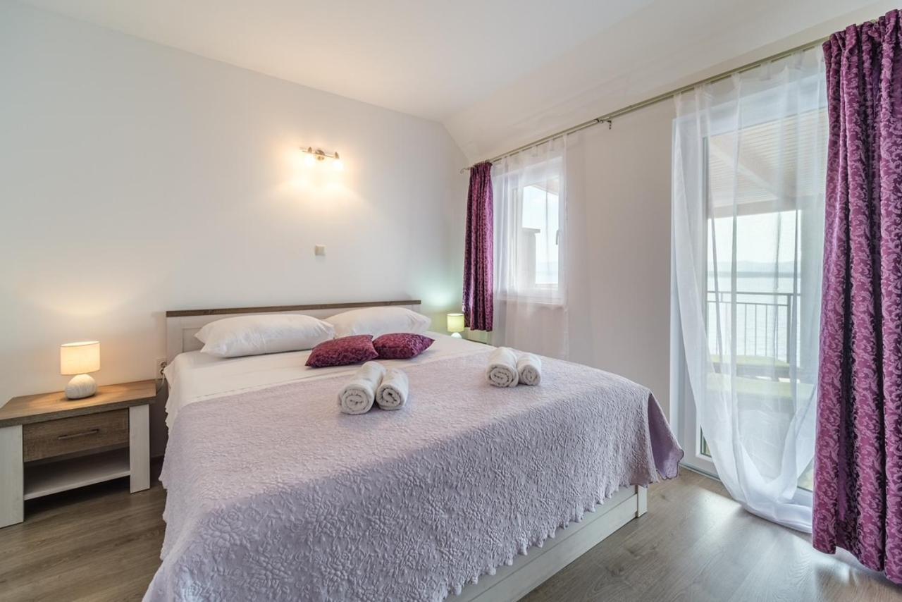Rooms Plaza Divuje Murvica  Exteriör bild